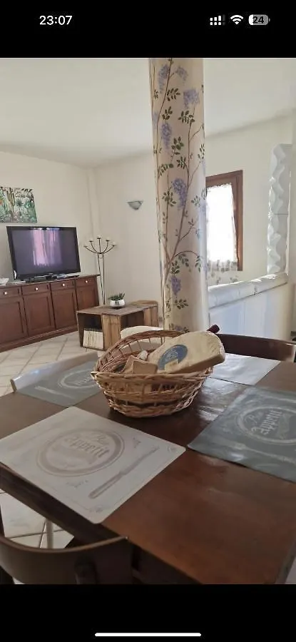 オルビアLa Dolce Casa Di Emiアパートメント 0*, オルビア イタリア
